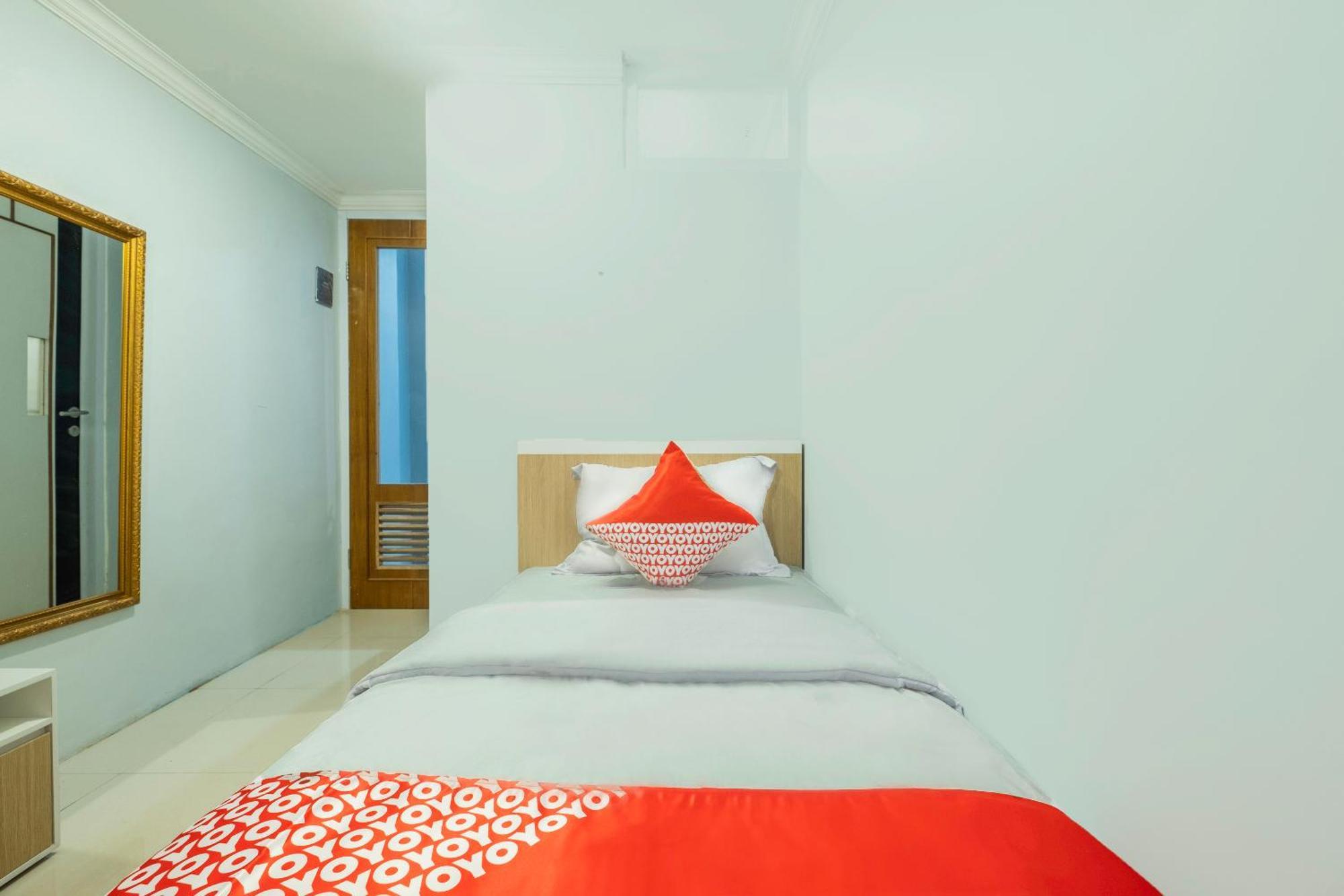 Oyo Living 2195 Al Jazeerah Residence Syariah 万隆 外观 照片