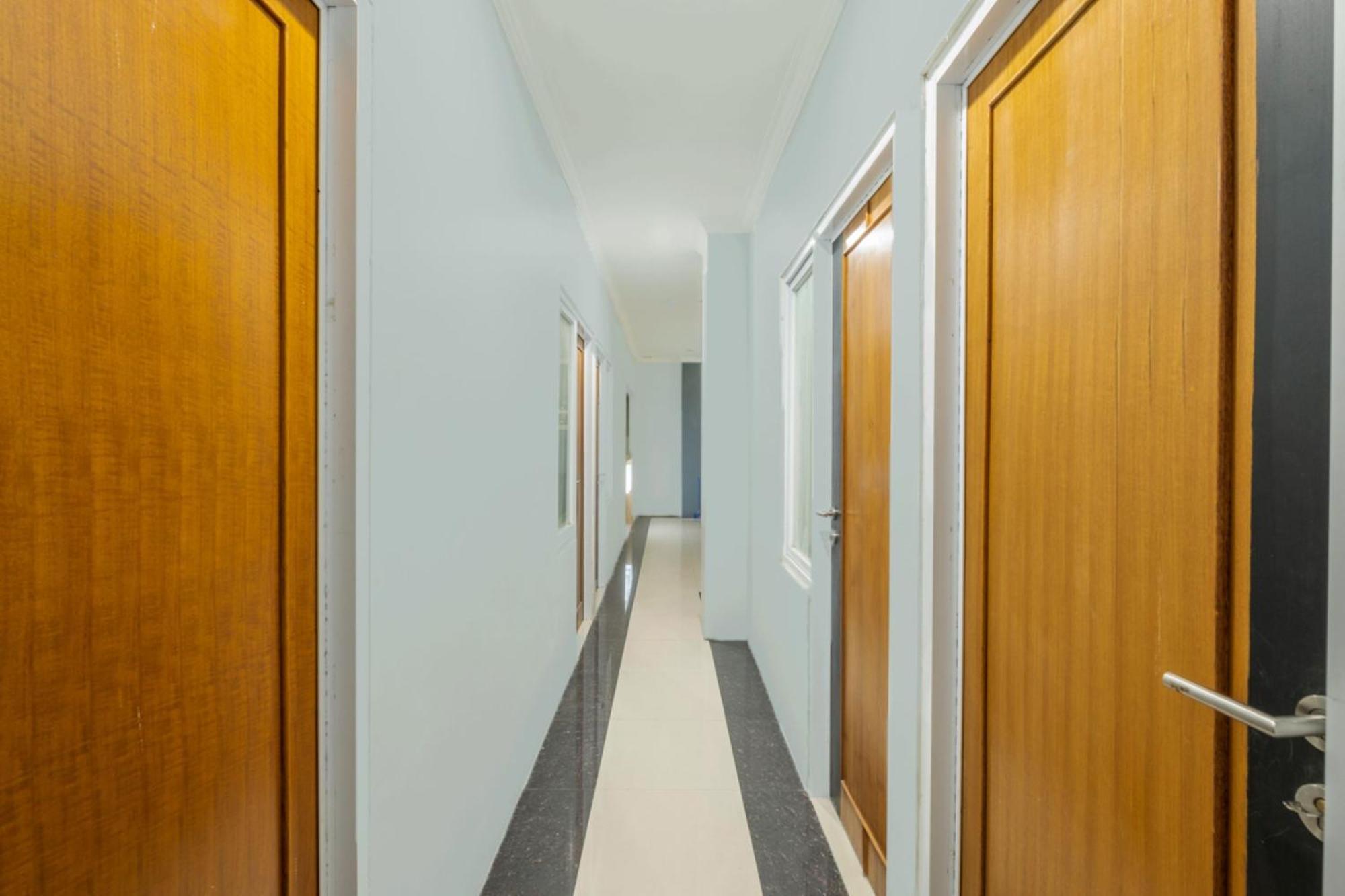 Oyo Living 2195 Al Jazeerah Residence Syariah 万隆 外观 照片
